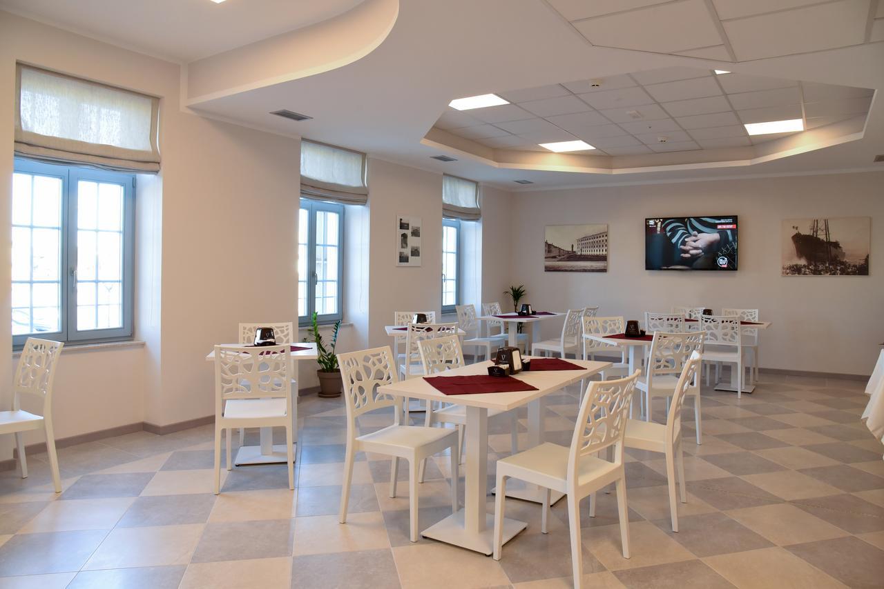 Nuovo Albergo Operai مونفالكوني المظهر الخارجي الصورة